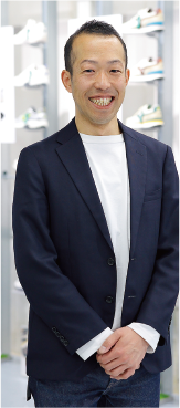 直営店販売課課長 石元良樹